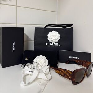 AUTHENTIC Chanel Sunglasses with Case and Packaging